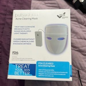 Pulsaderm acne clearing mask.